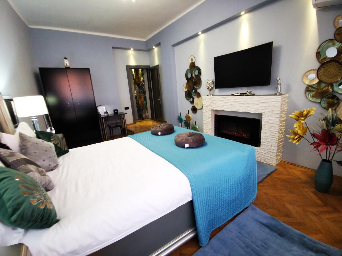 Apartament Sabrina Central Brasov Ngoại thất bức ảnh